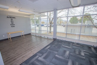 1011 W 400 N, Logan, UT for lease Interior Photo- Image 2 of 15