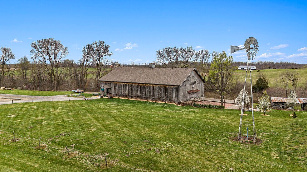 11347 SE State Route DD, Gower, MO à vendre - Photo du bâtiment - Image 2 de 41