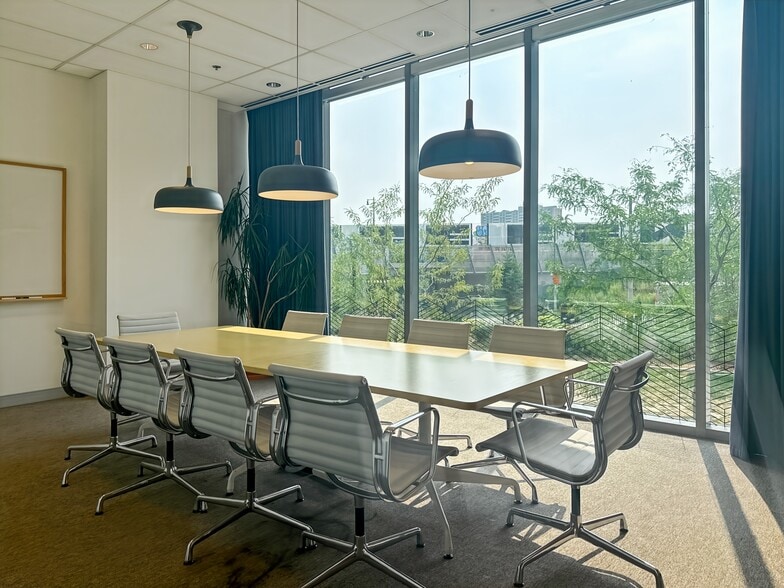 11 Peel Ave, Toronto, ON à louer - Photo intérieure - Image 3 de 18