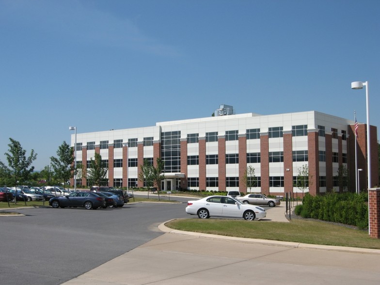 330 Innovation Blvd, State College, PA for lease - Building Photo - Image 1 of 6