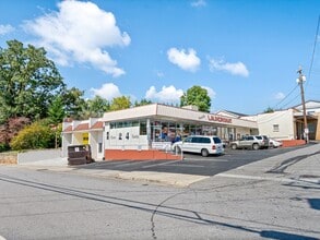 13 Central Ave, Weaverville, NC for lease Building Photo- Image 2 of 25