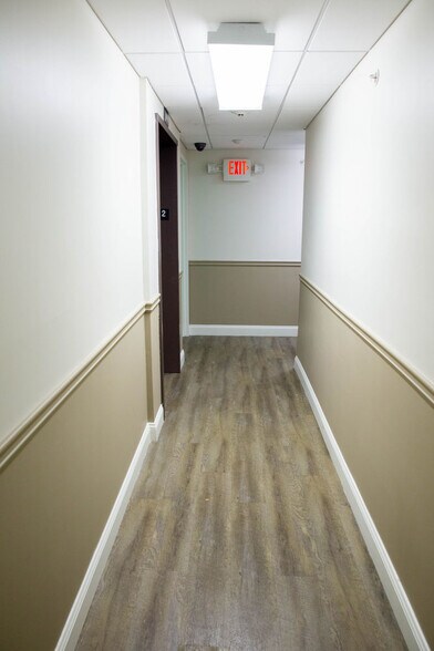 8 Jenkins Ct, Durham, NH à louer - Photo intérieure - Image 3 de 6