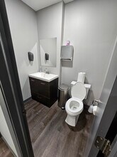 4670 SW 83rd Ter, Davie, FL à vendre Photo intérieure- Image 1 de 9