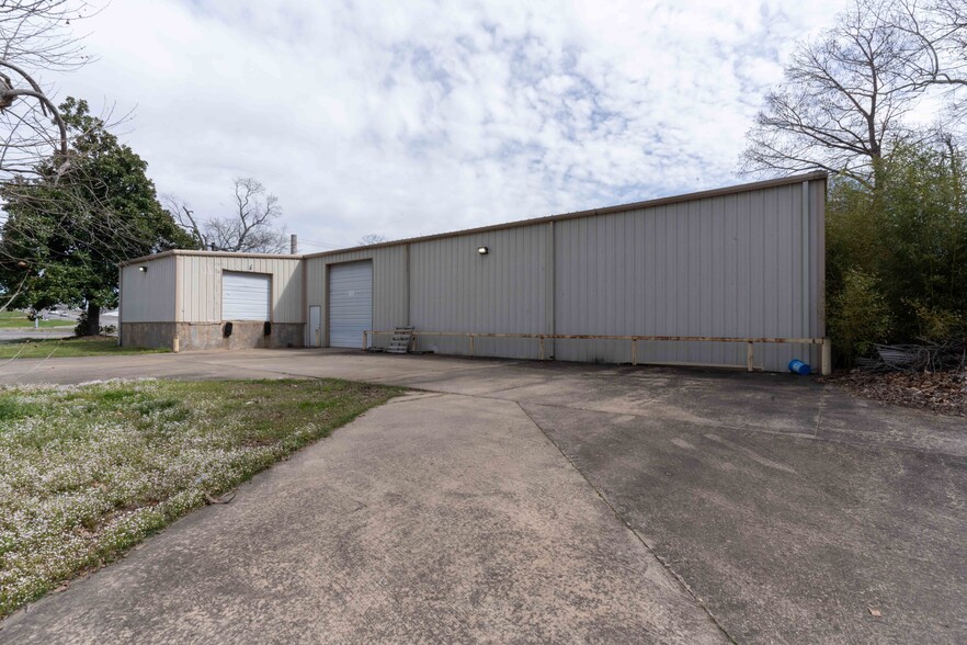 600 S Plum St, Pine Bluff, AR for lease - Primary Photo - Image 1 of 8