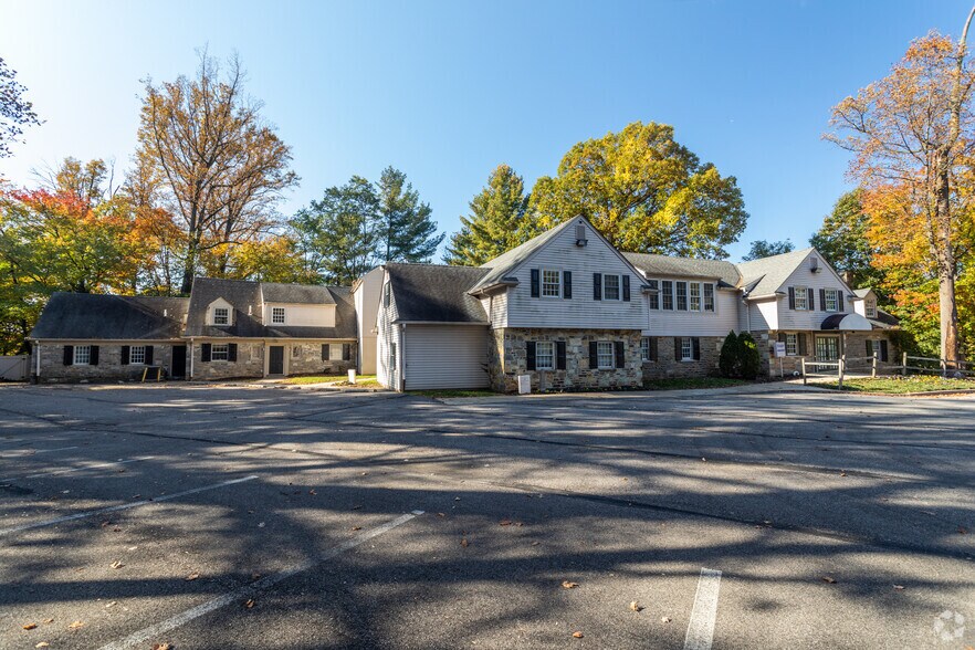 3110 Grant Ave, Philadelphia, PA à louer - Photo du bâtiment - Image 2 de 5