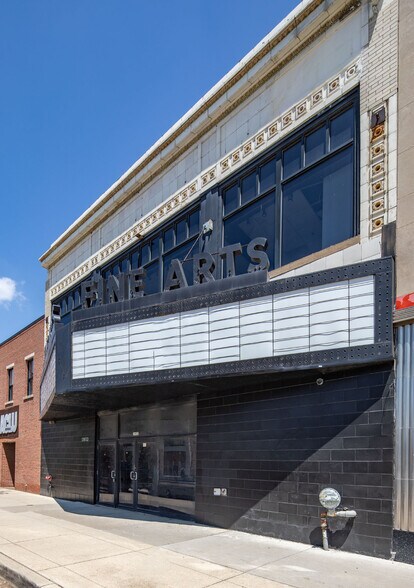 (3) Historical Detroit Buildings portefeuille de 3 propriétés à vendre sur LoopNet.ca - Photo du bâtiment - Image 3 de 5