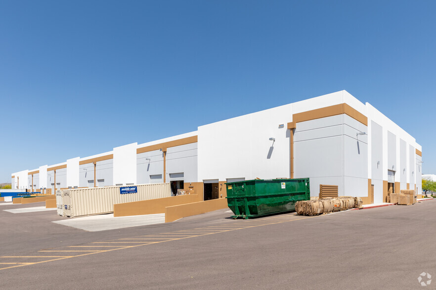 325 E Pinnacle Peak Rd, Phoenix, AZ for lease - Building Photo - Image 3 of 7