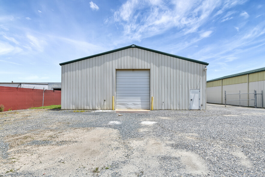 19 Davidson Ln, New Castle, DE for lease - Building Photo - Image 2 of 22