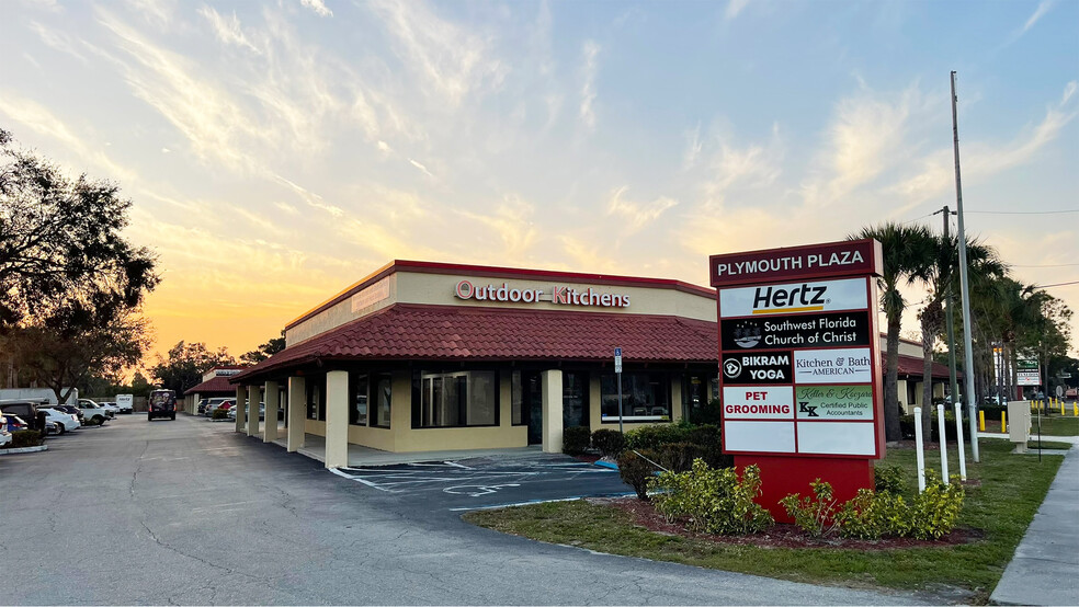 15200 S Tamiami Trl, Fort Myers, FL for lease - Building Photo - Image 2 of 3