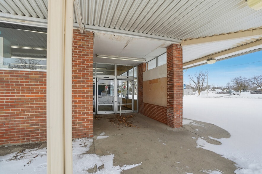 602 E Main St, Cridersville, OH for sale - Building Photo - Image 2 of 35