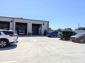 8224 Almeda Genoa Rd, Houston, TX for lease Building Photo- Image 2 of 10