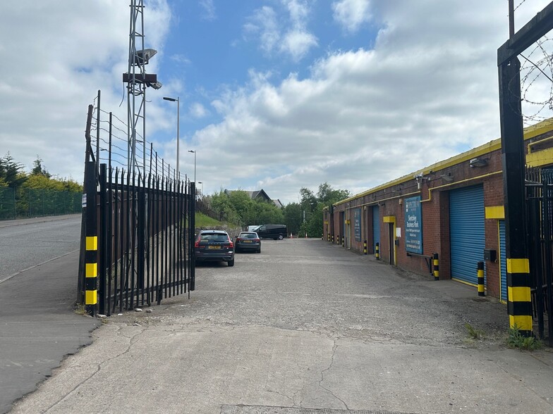 215 Strathclyde St, Glasgow for lease - Building Photo - Image 2 of 9