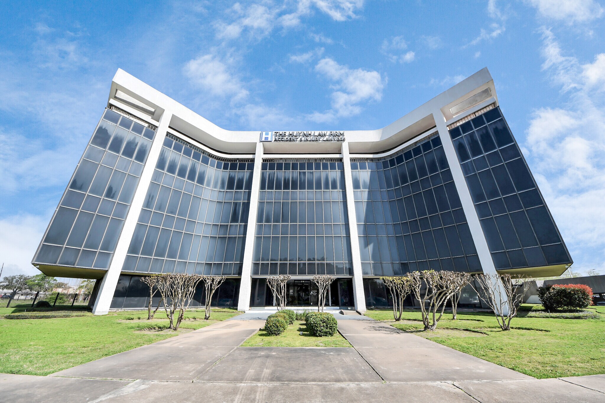 6100 Corporate Dr, Houston, TX for lease Building Photo- Image 1 of 20