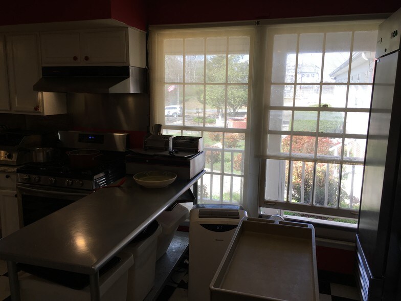 1104 Old Charlotte Rd, White Bluff, TN à louer - Photo intérieure - Image 3 de 18