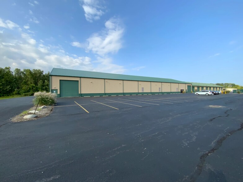 1590 Albon Rd, Holland, OH for sale - Building Photo - Image 1 of 1