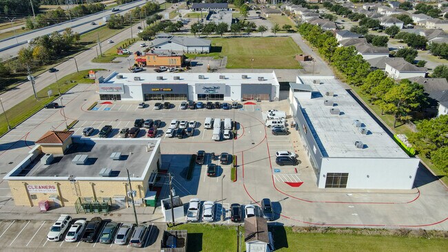 More details for 11501 N Sam Houston Pky E, Humble, TX - Retail for Lease