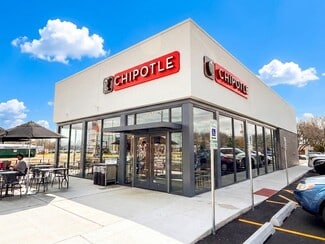 More details for 1940 N State St, Belvidere, IL - Retail for Sale