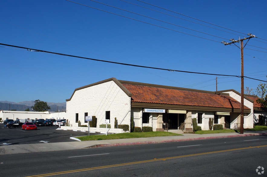 867-921 E Cypress St, Covina, CA for lease - Building Photo - Image 3 of 13
