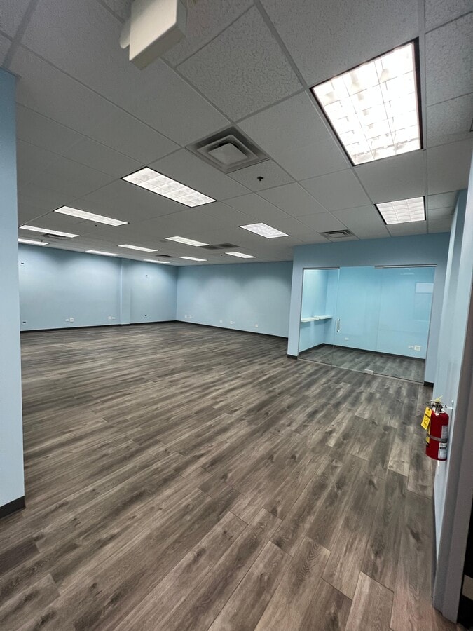 215 Remington Blvd, Bolingbrook, IL 60440 - Unit E - - Interior Photo - Image 1 of 17