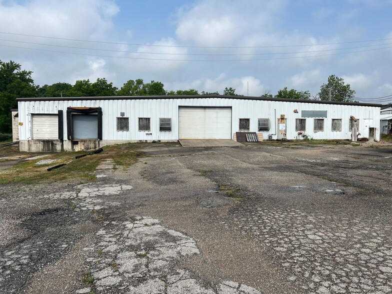 801 Walnut St, Cabool, MO for sale - Primary Photo - Image 1 of 1