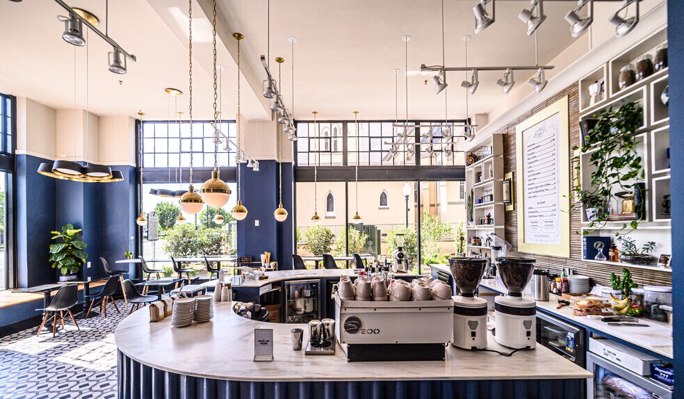 187 N Church St, Spartanburg, SC à louer - Photo intérieure - Image 3 de 18