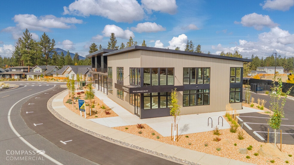 100 Lundgren Mill Dr, Sisters, OR for sale - Primary Photo - Image 1 of 12