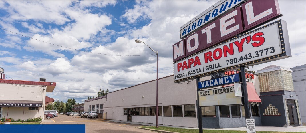 10401 Mayfield Rd NW, Edmonton, AB for sale Primary Photo- Image 1 of 1