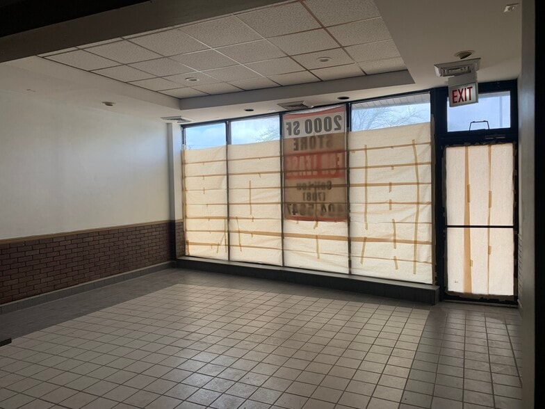 1733-1739 N Harlem Ave, Chicago, IL à louer - Hall d’entrée - Image 2 de 18