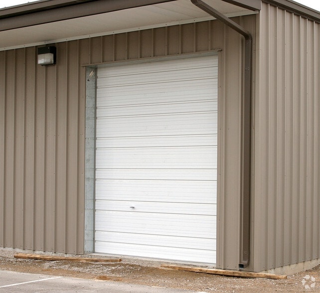 3020 W 500 S, Salt Lake City, UT for lease - Building Photo - Image 2 of 7