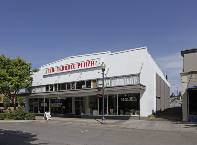 Plus de détails pour 136 SE 3rd Ave, Hillsboro, OR - Bureau, Bureau/Commerce de détail à louer