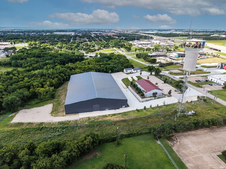 1771 Robinson Road, Grand Prairie, TX for lease - Building Photo - Image 3 of 22