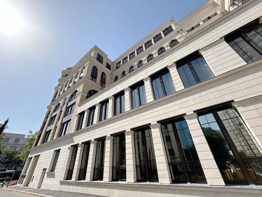 Bureau dans Puteaux à vendre Photo du bâtiment- Image 1 de 19