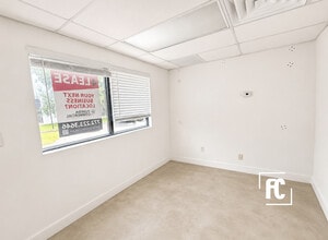 12934-12944 SE Suzanne Dr, Hobe Sound, FL for lease Interior Photo- Image 2 of 9