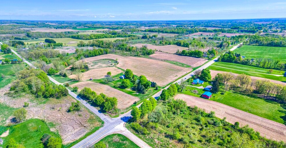 2951 N Meridian Rd, Hudson, MI for sale - Building Photo - Image 3 of 15