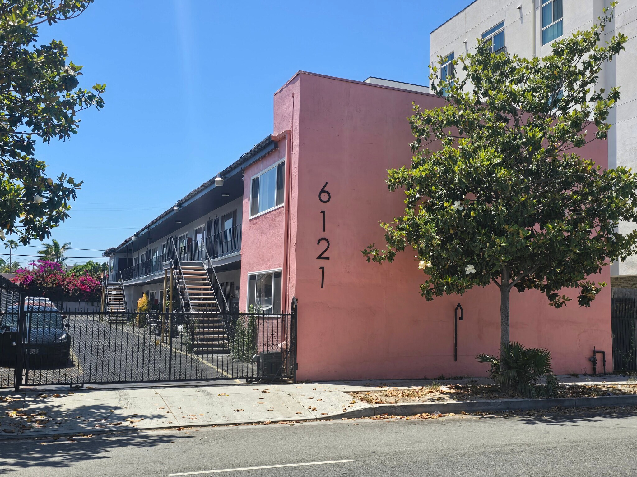 6121 Crenshaw Blvd, Los Angeles, CA for sale Building Photo- Image 1 of 6