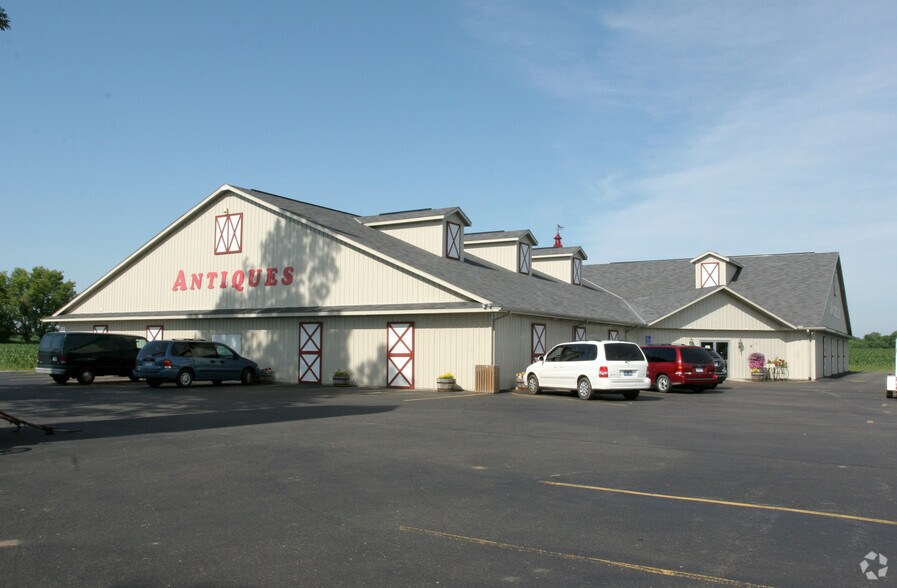 2991 N Williamston Rd, Williamston, MI à vendre - Photo du bâtiment - Image 2 de 17