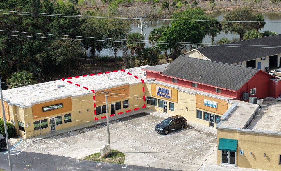 10981-10999 S US Highway 1, Port Saint Lucie, FL à louer - Photo du bâtiment - Image 2 de 6