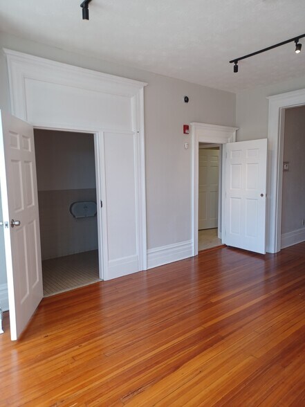1830 N Pearl St, Jacksonville, FL à louer - Photo du bâtiment - Image 2 de 20