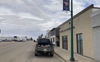 Plus de détails pour 37 Main St, Wilkie, SK - Commerce de détail à vendre