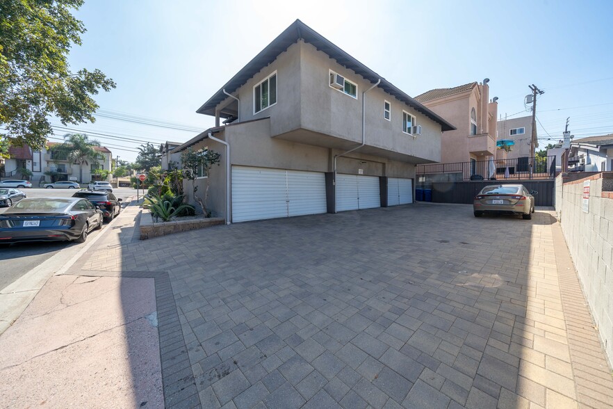 10602-10610 Landale St, Toluca Lake, CA for sale - Building Photo - Image 3 of 31