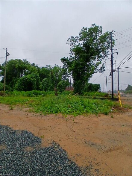 1409 Winston Rd, Lexington, NC à vendre - Photo du bâtiment - Image 2 de 7