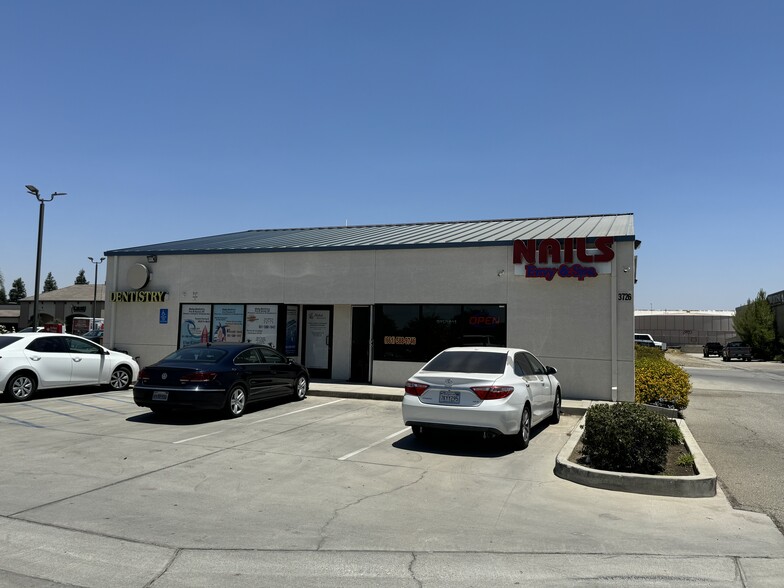 3726 Coffee Rd, Bakersfield, CA for lease - Building Photo - Image 1 of 6