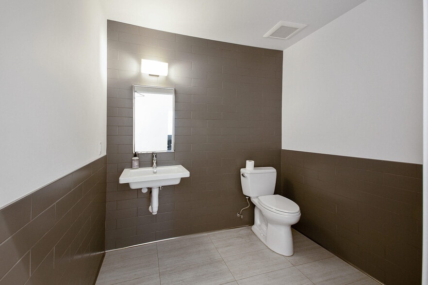 90 Cedar St, San Francisco, CA for sale - Interior Photo - Image 2 of 14