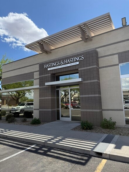 9150 W Indian School Rd, Phoenix, AZ for sale - Building Photo - Image 2 of 32