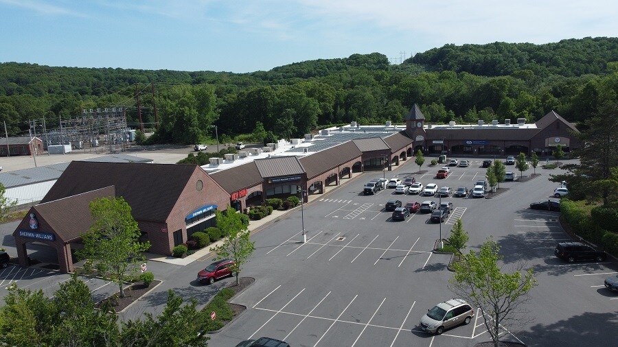 1320 Main St, Willimantic, CT à louer - Photo du bâtiment - Image 2 de 16
