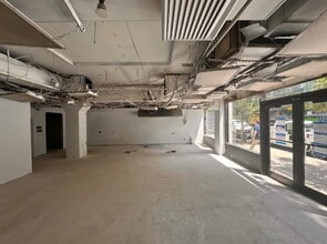 345-395 South End Ave, New York, NY for lease Interior Photo- Image 2 of 5
