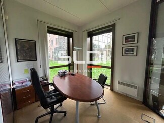 Plus de détails pour Bureau à vendre