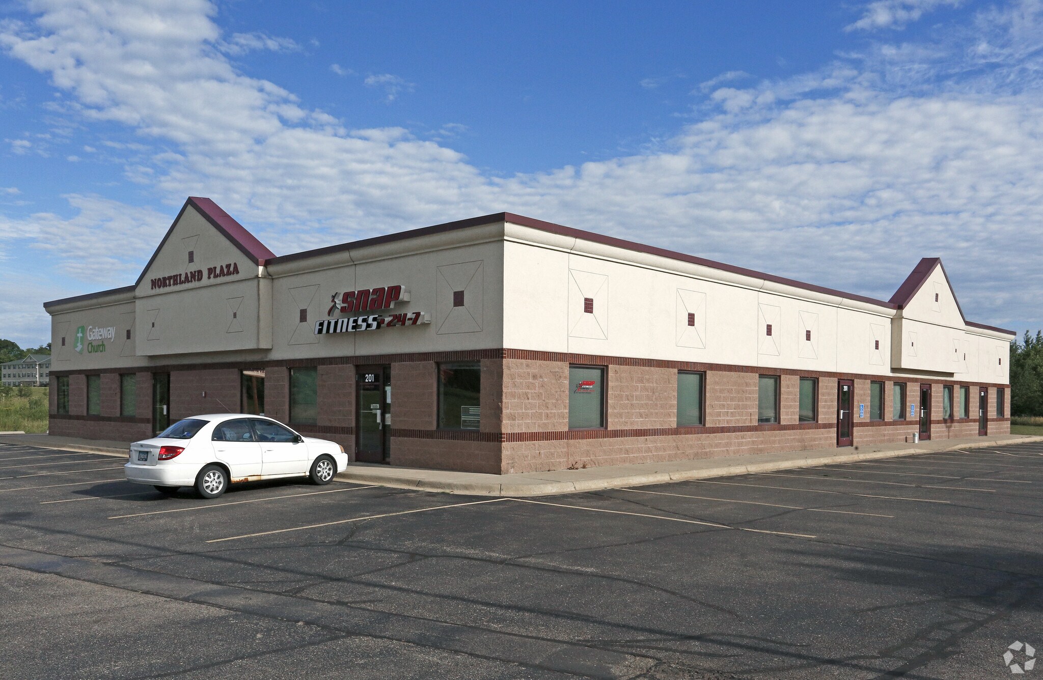 708 E Elm St E, Saint Joseph, MN à vendre Photo du bâtiment- Image 1 de 5