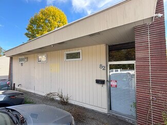 Plus de détails pour 82 Railroad St, Great Barrington, MA - Flex à vendre