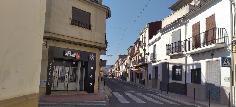 Plaça Bandes de Música de la Comunitat Valenciana, 2, València, Valencia à louer - Photo du bâtiment - Image 3 de 11